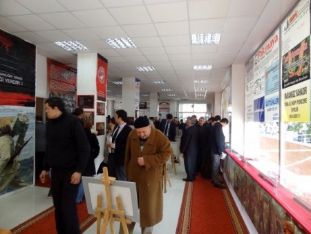 İzmirliler Çanakkale Harp Hatıraları Müzesi'ne Akın Etti