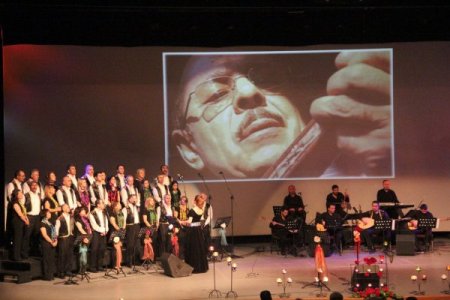 İzmirliler Neşet Ertaş’ı eserleriyle andı