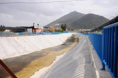 İZSU'nun Balçova Ilıca ve Urla Tabaklar Deresi’ndeki çalışmaları sürüyor