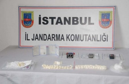 jandarma, uyuşturucu tacirlerine göz açtırmadı