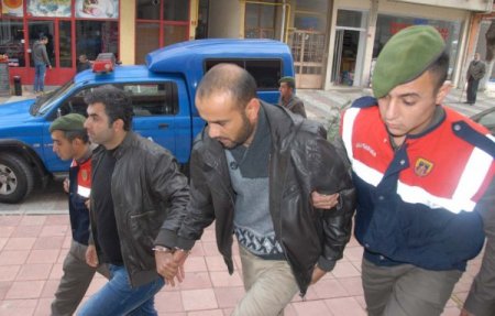 jandarma, uyuşturucu tacirlerine göz açtırmadı