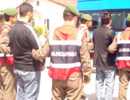 Jandarma Bu Kez Suçluyu Ayağına Getirdi