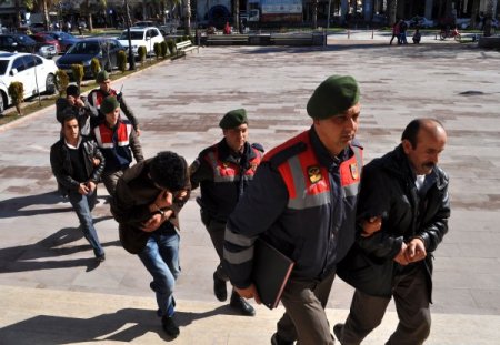 Jandarma ekiplerinden kaçak sigara operasyonu