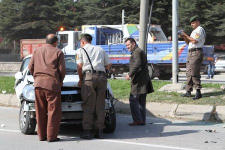 Jandarma Komutanlığı önündeki kaza da biri ağır 2 asker yaralandı