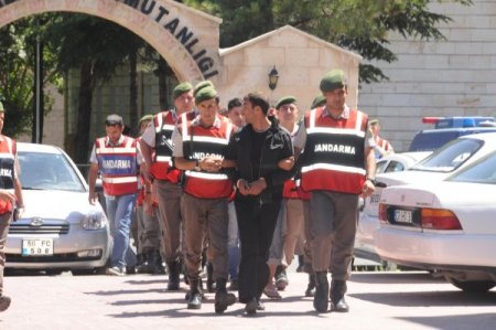 Jandarma Uyuşturucu Çetesini Çökertti