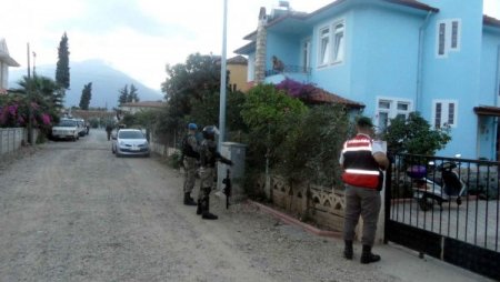 Jandarmadan hırsızlık şebekesine çilingirli operasyon