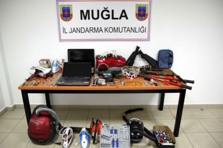 Jandarmadan hırsızlık şebekesine çilingirli operasyon