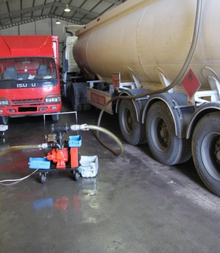 Jandarmadan kaçak akaryakıt operasyonu