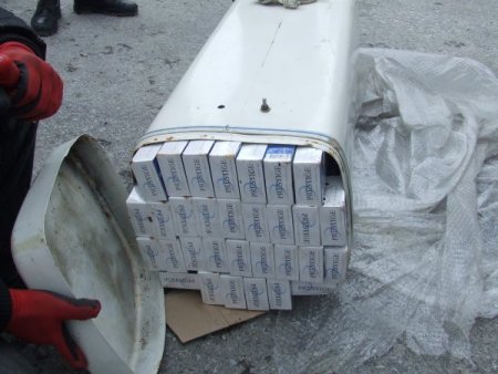 Jandarmadan sigara ve esrar operasyonu