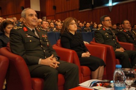 Jandarmaya kadına şiddete karşı ilk dersi Bakan Şahin verdi