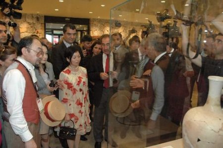 Japon Prensi Mikasa, Kaman'da Müze Açtı