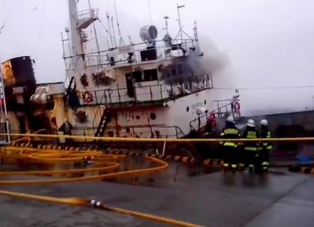 Japonya’da demirli gemide çıkan yangında 6 Rus hayatını kaybetti