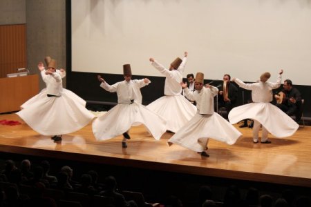 Japonya'da sema gösterisine büyük ilgi