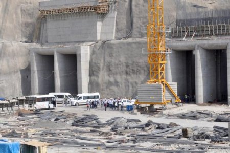 Jeoloji Mühendisliği Bölümü Ilısu Barajı'nı İnceledi