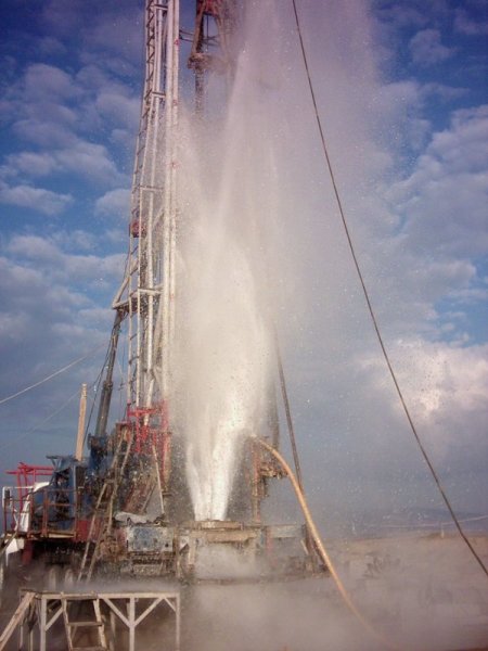 Jeotermal Sahalar Özel Sektöre Devrediliyor, 10 Bin Kişiye İş Kapısı Açılacak