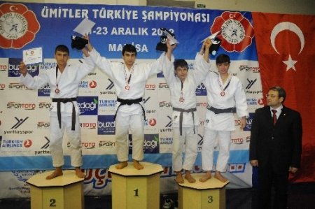 Judoda milli heyecan