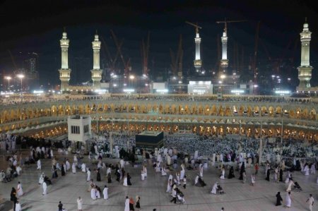 Kabe çevresindeki inşaat faaliyetleri tüm hızıyla sürüyor