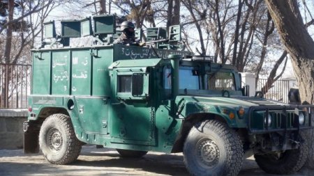 Kabil'de hükümet binalarına eş zamanlı saldırılar: 3 ölü 16 yaralı