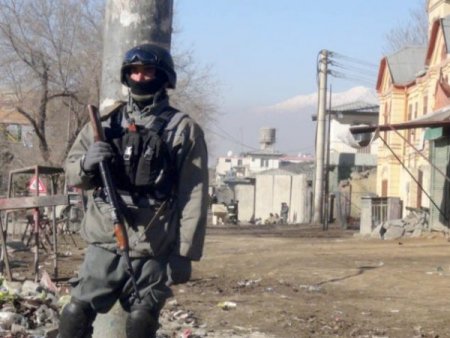 Kabil'de hükümet binalarına eş zamanlı saldırılar: 3 ölü 16 yaralı