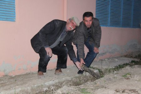 Kablo hırsızları çiftçiyi mağdur ediyor