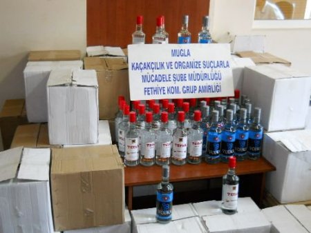 Kaçak İçkileri Kargoyla Taşıtan 5 Kişi Tutuklandı