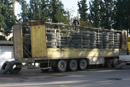 Kaçakçılar, kar lastiğine de el attı