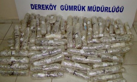 Kaçakçılar yine gümrüğe takıldı