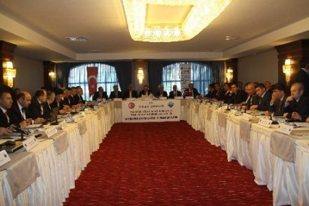 Kaçakçılık İstihbarat Koordinasyon Kurulu Toplantısı Ağrı’da yapıldı