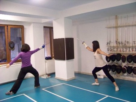 Kadıköy'de eskrim atölyeleri düzenlenmeye başlandı