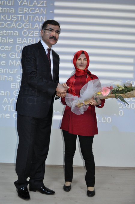 'Kadın Çiftçiler Yarışıyor' bilgi yarışmasının Balıkesir finali yapıldı