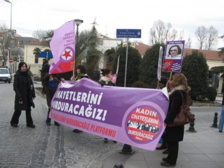'Kadın Cinayetleri Durdurulsun'