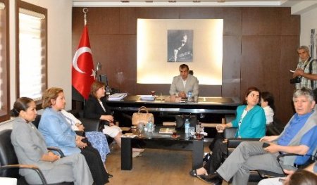 Kadın Erkek Fırsat Eşitliği Komisyonu üyeleri Midyat'ta