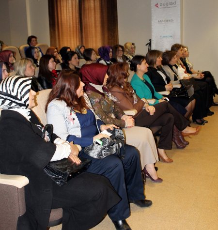 Kadın girişimciler kadının yerini tartıştı