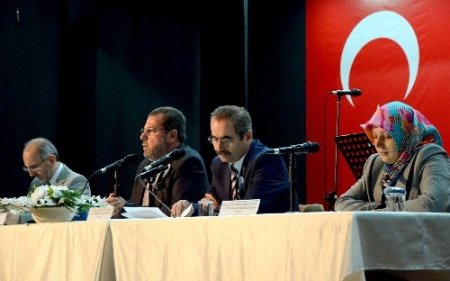 'Kadın haklarında insanlığın zirveye ulaştığı dönem Asr-ı Saadet'tir'