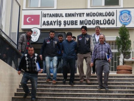 Kadın kılığındaki banka soygunu güvenlik kamerasında