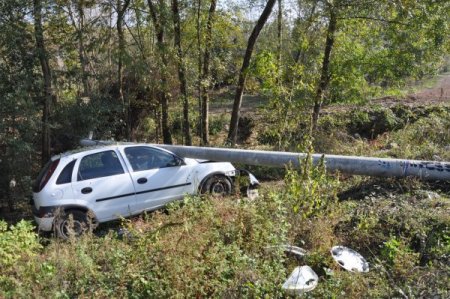 Kadın öğretmen kazada yaralandı