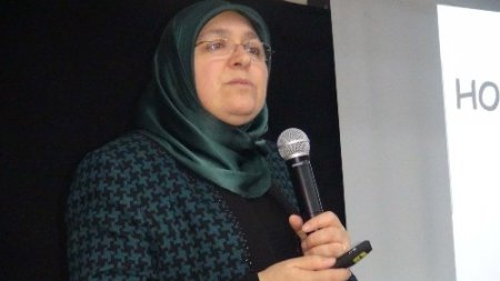 Kadın ve farkındalık semineri verildi