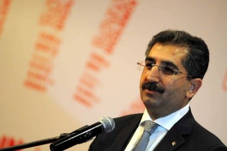 'Kadına şiddet uygulayan erkek toplumdan dışlanırsa sorun çözülür'