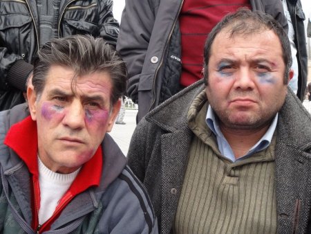 Kadına şiddete tabutlu protesto