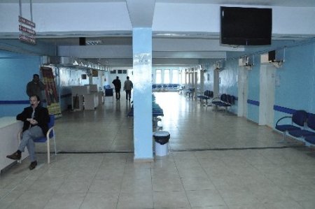 Kadından kadın doktora şiddet