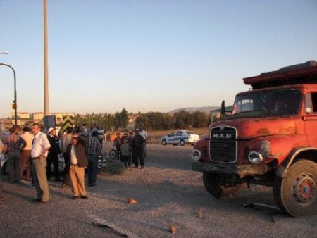 Kadınhanı'nda Meydana Gelen Trafik Kazasında 6 Kişi Yaralandı