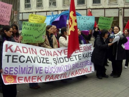 Kadınlar, Cinsiyetçi Değil Demokratik Anayasa İstedi