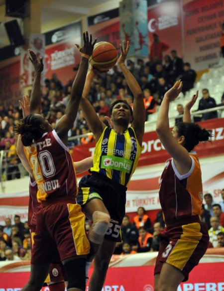 Kadınlar Basketbol Türkiye Kupası'nı Galatasaray kazandı