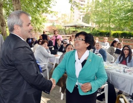 Kadınlar Birliği üyeleri Kozan'ı gezdi