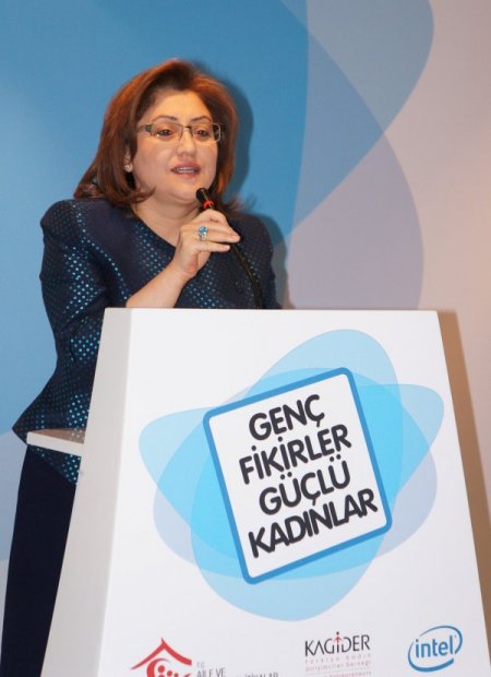 Kadınların sorunlarına ‘Genç Fikirler Güçlü Kadınlar’ çözüm olacak