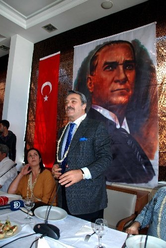 Kadir İnanır: Kan akmasın diye bu oluşumdayım