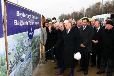 Kadir Topbaş: Beylikdüzü Metrobüs Hattı 2011'de Tamamlanacak