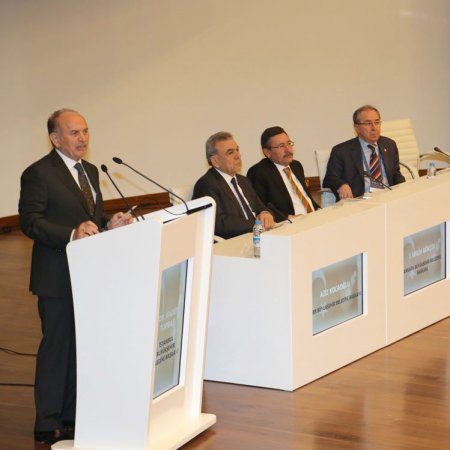 Kadir Topbaş: İstanbul’da 330 hektarlık alanda kentsel dönüşüm yürütüyoruz