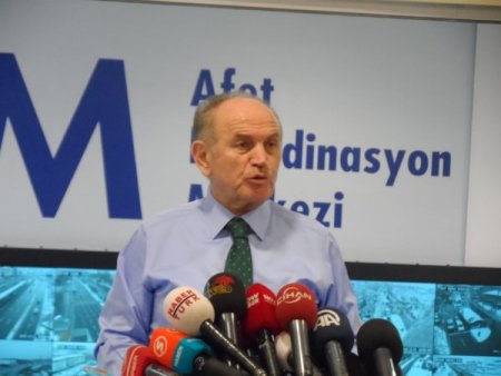 Kadir Topbaş: Karla mücadelede bazı noktalarda sıkıntı yaşadık