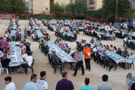 Kadir Topbaş: Ulaşım En Büyük Problem, İnşallah Çözeceğiz